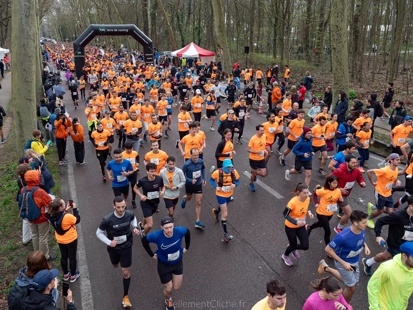 soli'run 2026 photo des coureurs sur la ligne de départ